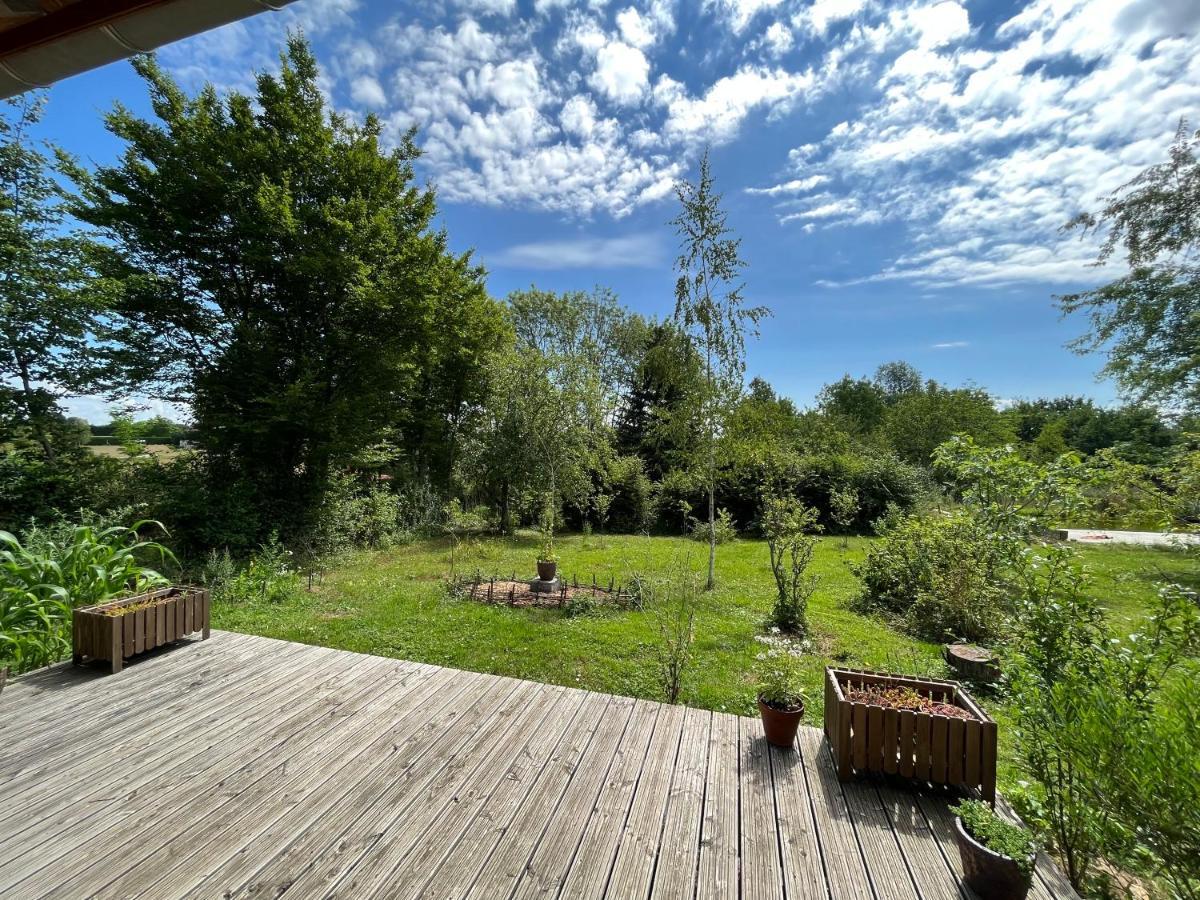 Bed and Breakfast Ecolieu Le Chant Du Temps Saint-Usuge Экстерьер фото